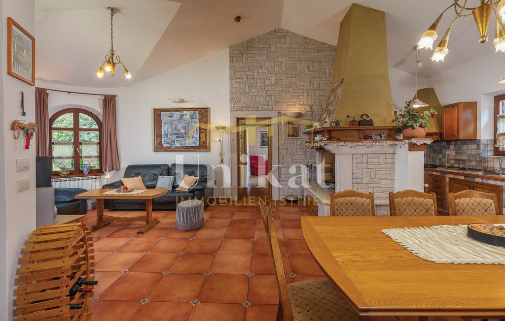 Enonadstropna hiša z wellness prostorom